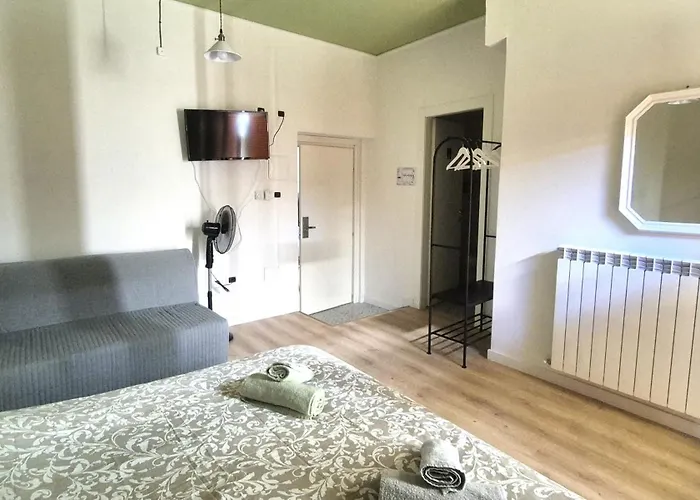 Daclaudia,it - 5 Minuti A Piedi Dalla Stazione - Vicina Al Centro