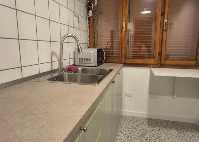 Daclaudia,it - 5 Minuti A Piedi Dalla Stazione - Vicina Al Centro