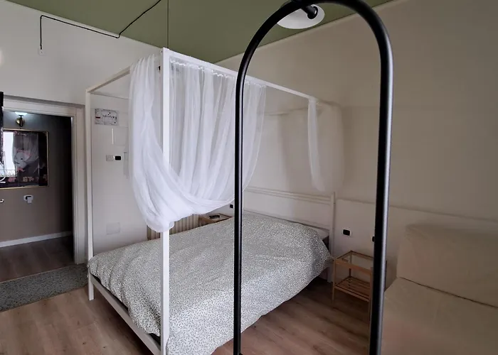 Daclaudia,it - 5 Minuti A Piedi Dalla Stazione - Vicina Al Centro