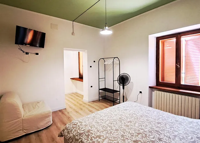 Daclaudia,it - 5 Minuti A Piedi Dalla Stazione - Vicina Al Centro 3*